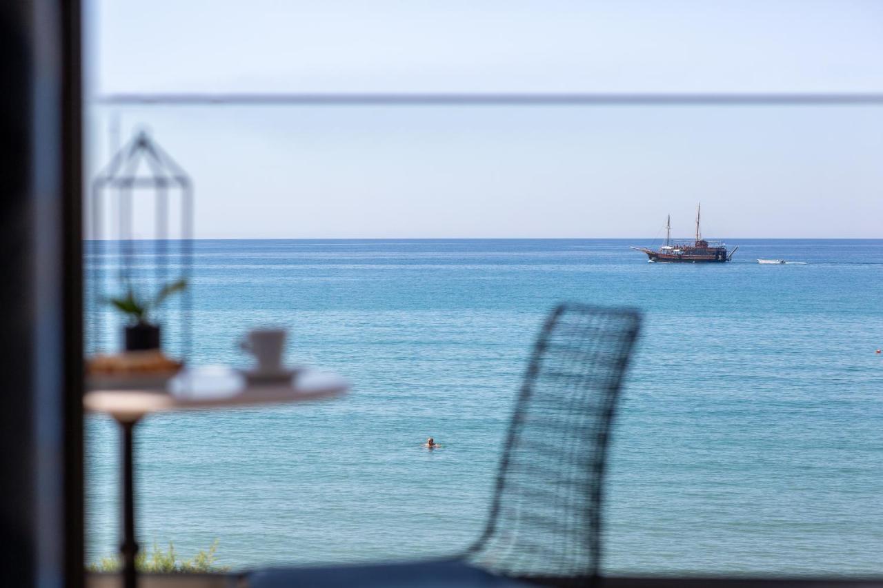 Elimia Suites & Studios Makrýgialos Zewnętrze zdjęcie